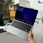 Macbook Pro 13 inch M1 Touch Bar 2020 - Likenew